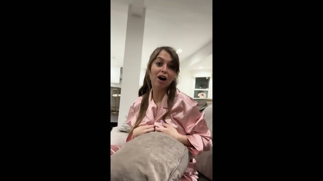 PREGNANT Riley Reid hardcore fuck video