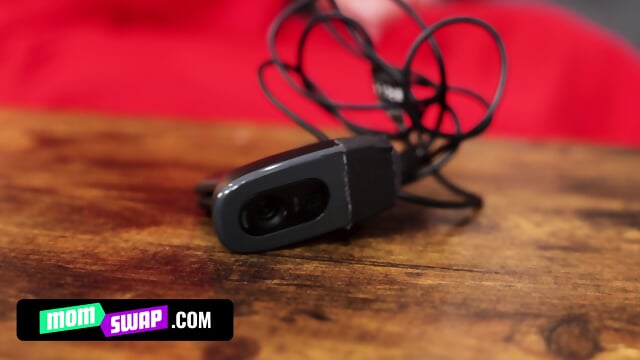 It Takes  Spy By Mom Swap Featuring Cassie Del Isla & Barbie Feels - MYLF Taboo Foursome