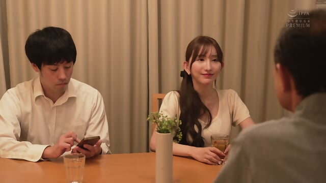 Karen is my stepfather's flesh toy. My seedless son took advantage of the 20 minutes of bath time to make her pregnant with his insatiable piston thrusts and creampied her repeatedly. Karen Yuzuriha