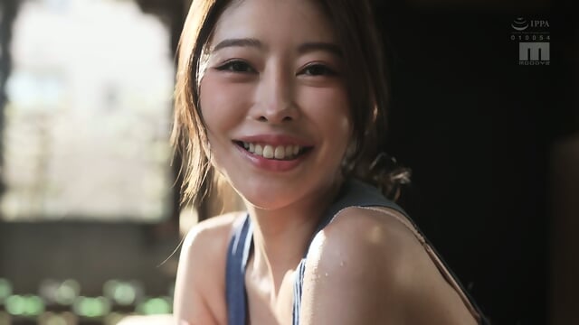 Reunion in the countryside for the first time in 5 years. I was drowning in seductive French kisses and creampies with Hinatako-san, who returned to her parents' home. Hinatako Mori