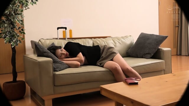 Sleeping in Minpaku - Real Private Lodging Couples - Kana Morisawa