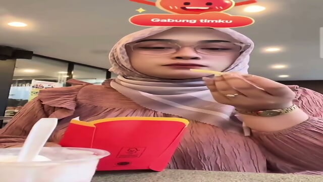 terbaru guru salsa viral lagi full di https://linktr.ee/BOOKINGPSK