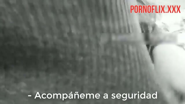 Me follo a empleado de Walmart