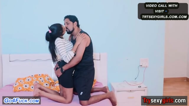 New Slim Mami Ko Mama Aur Bhanje Dono Ne Raat Bhar Gapa Ghap Choda Threesome Night Sex