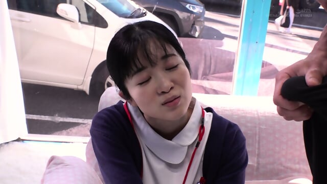 Magic Mirror No. 5 Series Thanks to You Nurses Only "Would you like to examine my virile penis?" 5 angels in white gently guide men who are in trouble because of their incessant erection