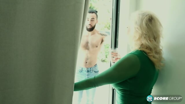 If Fucking Behind Her Husband's Back Is Wrong, Charli Doesn't  Be Right