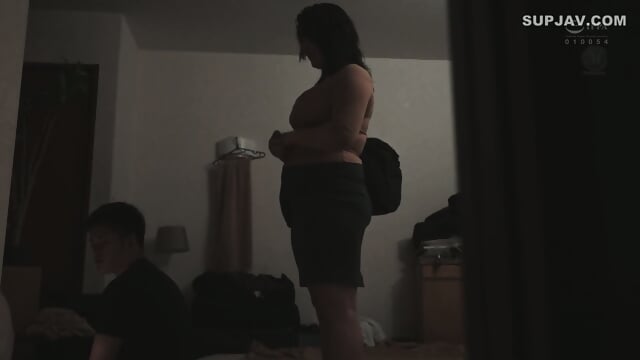 Alone Under The Same Roof  Drowning In A Dense Sweaty Sexual Intercourse With A Wet And Transparent Housekeeper     Â Cast(s):Â Rin Okae (å²¡æ±å)