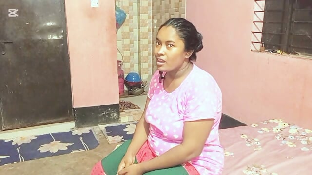 Finished the Cook and Sat in Her Bed I Went to Her Room and Hugged Her xHamster.mp4