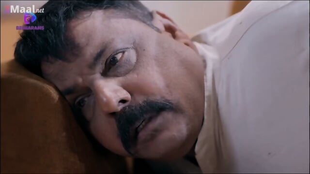 Desi bhabhi full romance in house when no one at