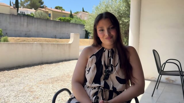 Sabryn, 24 Years Old, Nursing Assistant In Marseille!