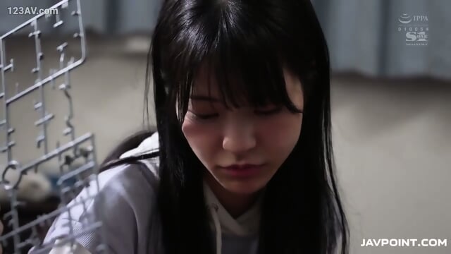 The family-oriented sister takes care of her NEET older brother, Chin-Chin, every day. - Kokoro Asano, a young female carer whose daily routine is to take care of her withdrawn brother's sexual desires