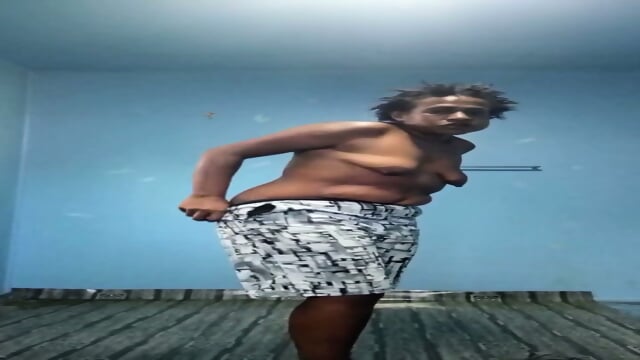 Another PNG pamuk exposing herself on camera