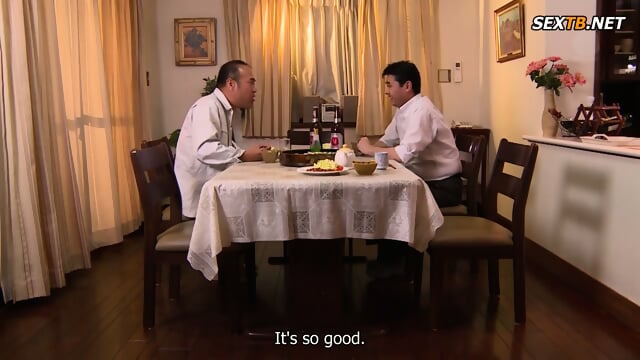 (Eng Sub) A Love Affair Between A Middle Aged Man And Woman That Starts In The Bathtub The Wet And Wild Room - Momoko Isshiki