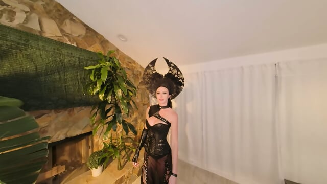 The Seductive And Horny Indica Marie As Lanfear From Wheel Of Time Has Been Waiting For Your Return