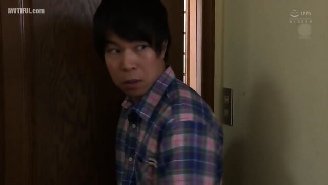 JAPANESE HOT step AUNT DEFLORATES AND TRAINS IMPULSIVE YOUNG  step NEPHEW INTO HARD SEX - Maki Hojo - UNCENSORED