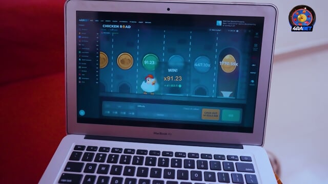 Big boobs desi kamwali bai seduce by her house owner