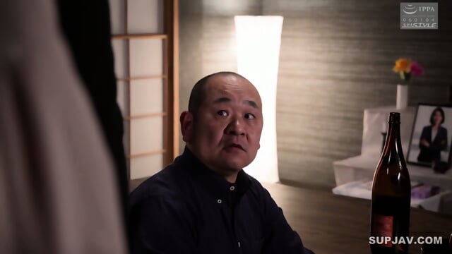 Cast(s):Â Machi IkunoÂ Â [Reducing Mosaic] The Wakan 24: A Wife Who Goes Crazy For The Man Who R**ed Her