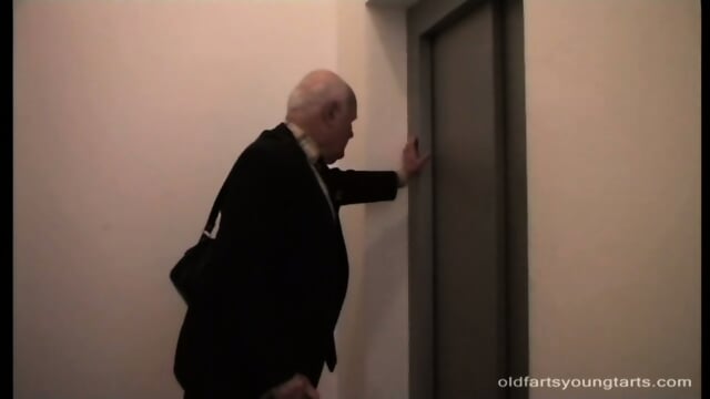 Tereza_-_Tereza_Gets_English_Lessons