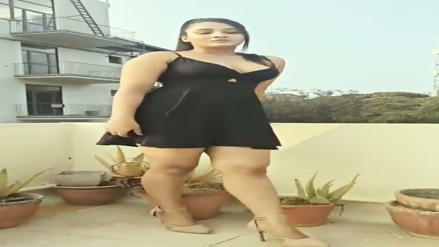 Indian Instagram Influencer Model Fucking with Boyfriend Oyo hotel