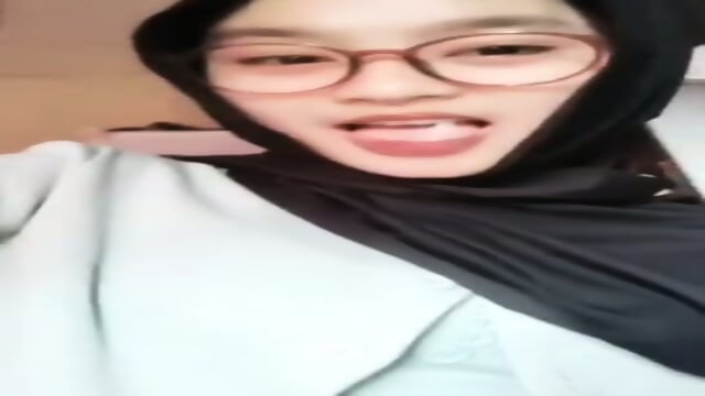 Ukhti hijab cantik paling jago bikin sange