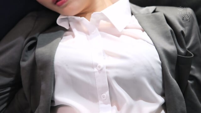 Heavy Rain on a Business Trip, I Got Drunk in Front of My Hated Boss... Suddenly We Shared a Room, And Even After Dawn, We Were Still Devouring Each Other With Thick Saliva, Sweaty Creampie Sex. Rei Kuroshima