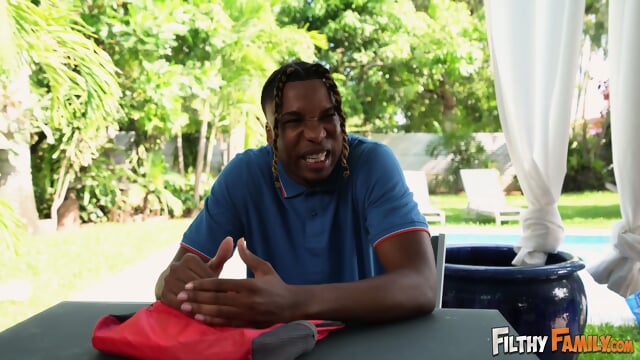 Aderes Quin Filthy Family