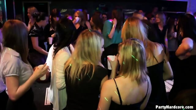 Party Hardcore Gone Crazy 78