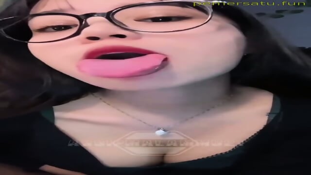 Konten ukhti dera anjela terbaru