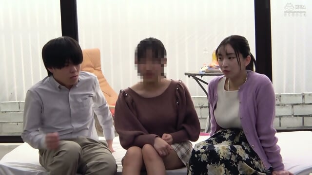 Normal Men and Women Monitoring AV: Behind the Magic Mirror Is His Real Daughter Girlfriend! If My Daughter Can't Do It, Then I Can... Busty Mother Gently Takes Her Daughter's Boyfriend's Virginity Because His Cock Is Too Big