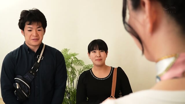 My Wife's Friend, Momose's Colossal N-Cup Tits, Caused Me to Cum in an Unexpected Way... I'm a Sensitive Premature Ejaculator, and I Succumbed to the Temptation of a Secret Creampie Massage Parlor. Jogasaki Momose