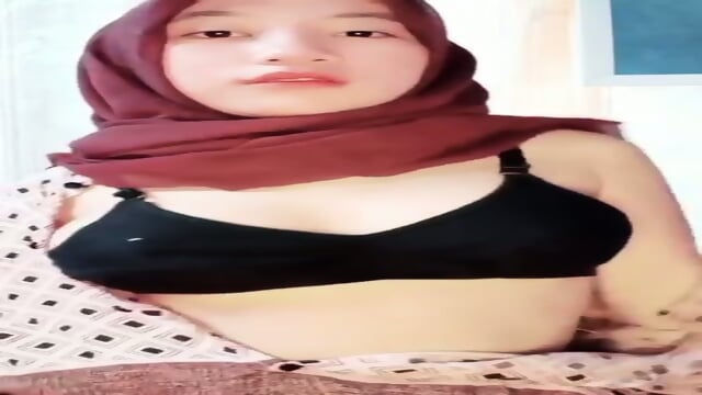 Viral abg hijab pramuka 18yo putih mulus colmek pink