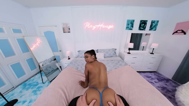 2022.12.09 - Kira Noir