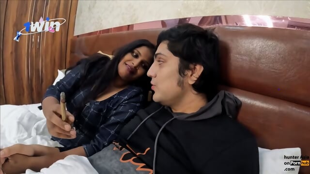 Bhabhi Gets Super Hot And Naughty In The Hotel - Greatest XXX!