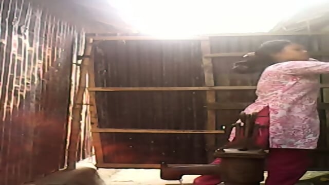 vILLaGe GIrLs Bangladeshi Village Girl Bath Show- Webcam Porn - Show Gurl