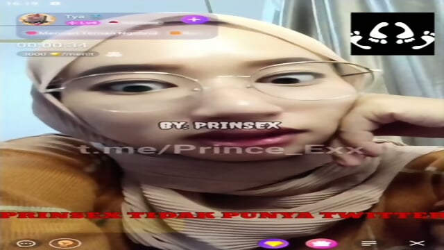 Tya Hijab Cantik - Livu Live