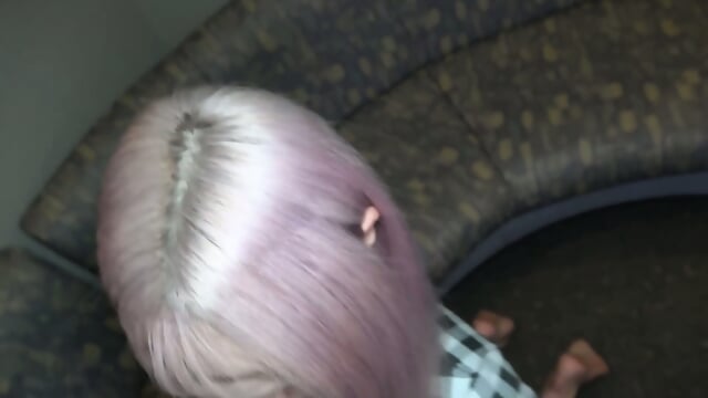 4778002 [Uncensored] A Bundle Of Libido! This Super Cute, Flashy-Haired Gal Loves Sex And Keeps Asking For It, So I Was Embarrassed. I Decided To Give Her A Facial, Swallow It, And Cum Inside Her, But She Said, "Letâs Do It After We Put The Camera Downâ¦"