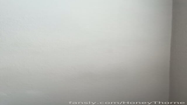 Big Chunky Bitch Enjoys Hard Orgasm From Hitachi Wand