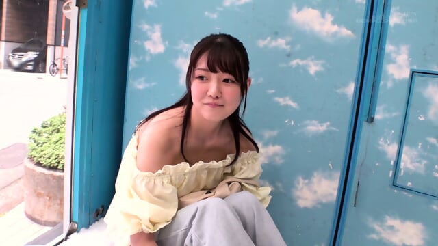 Magic Mirror Van: You Absolutely Can't Get Enough With It!!! With Your Beloved Boyfriend, You Play a Tickle Endurance Game 30cm Away Through the Mirror, and a Skilled AV Actor Uses His Skills to Tweak You to the Point of Sex!!! Featuring 5 Girls With Beau