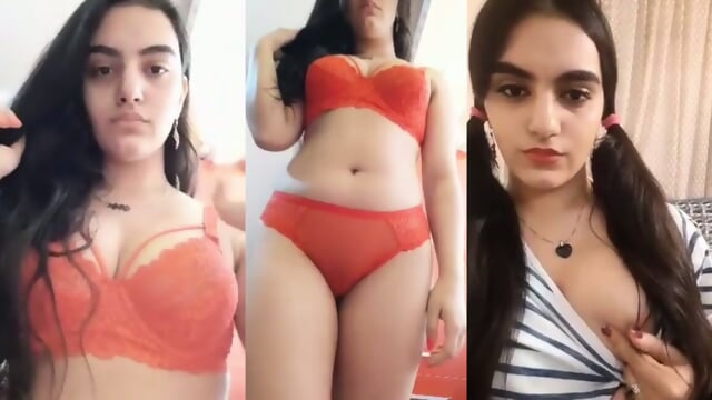 ðð¥°Beautiful Paki Girl showing boobsð¥µand Big assð11 Clip-Merged