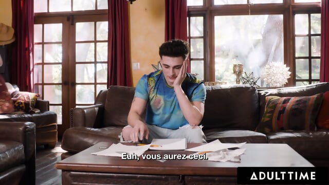 ADULT TIME   Horny Stud Is OBSESSED With Stepmommy Dee Williams's HUGE TITS!   FRENCH SUBTITLES