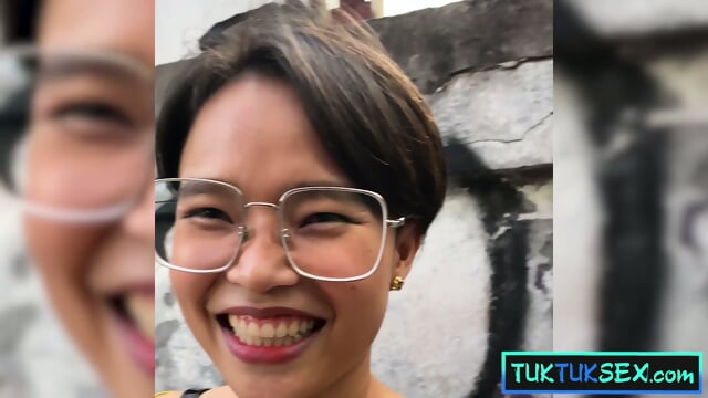 Skinny Thai girl with glasses loves having sex and made a video