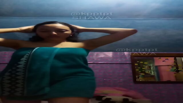 Nada Shawa Joget Pamer badan sebelum colmek