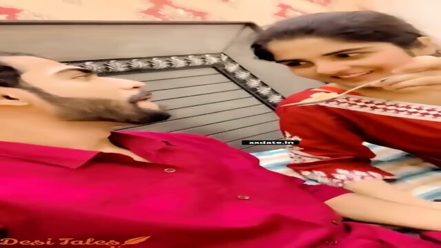 Teen Desi Girl Musterbating Through Cucumber