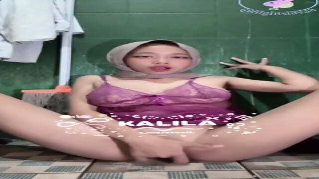 I Like Beautiful Indonesian Girls Because of Their Pussy Bengam