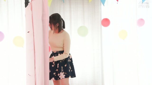 Normal Men and Women Monitoring AV - Her Face is Her Husband's, Her Body is NTR! 2 - In Front of Her Unsuspecting Husband, A Married Woman Sticks Her Face Out of a Hole in the Wall and Gets Continuous Creampie Sex with a Big Dick!