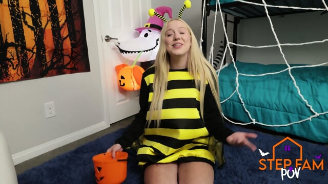 Kallie Taylor - My Step Sis Wants Something Sweet