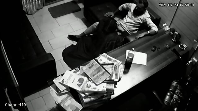 Paki muslim wife doggy sex hotel ke watchman sath cctv