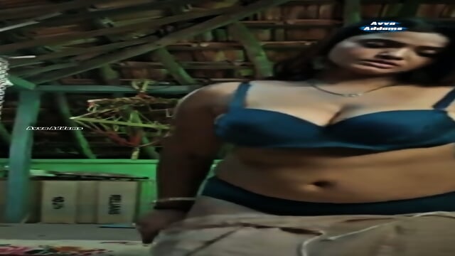 Bharti jha boobs nude clevage fucking romance video shatir web series