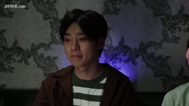 A Senior Of Unknown Age Who Lives In The Club Room Of My University Club Offers To Lend Me Her Pussy, So We Sweatily Entangle In A Room With No Air Conditioning, And Spend A Summer Of Sex That Almost Leads To Me Repeating The Year Together.