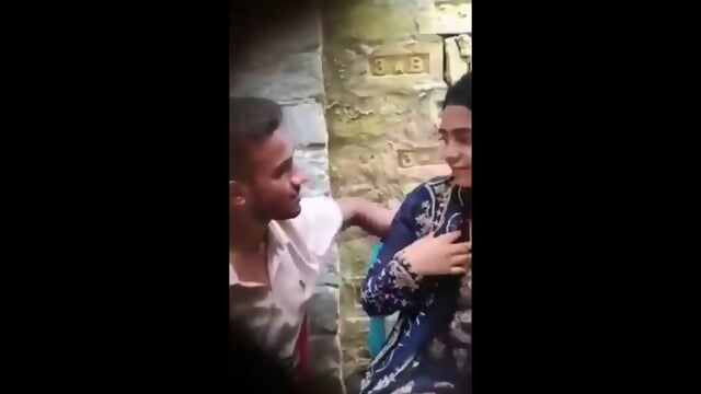 Muslim ladki boobs suck aur blowjob sex lover sath khule me